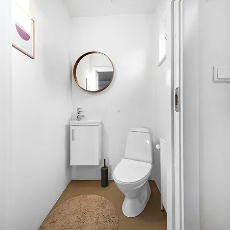 Lovely In Idyllic Surroundings Feriehus *