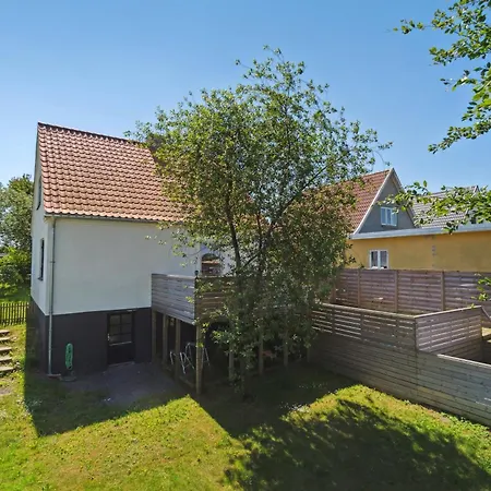 Feriehus Dejligt I Idylliske Omgivelser Rønne